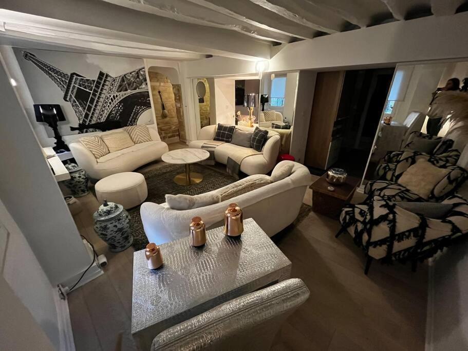 Avec Cachet Arc-de-triomphe Apartment *