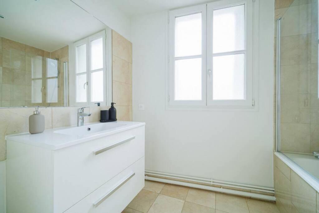 Haussmannien 16eme Arrondissement - Ii Apartment Paris