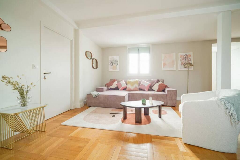 Haussmannien 16eme Arrondissement - Ii Apartment