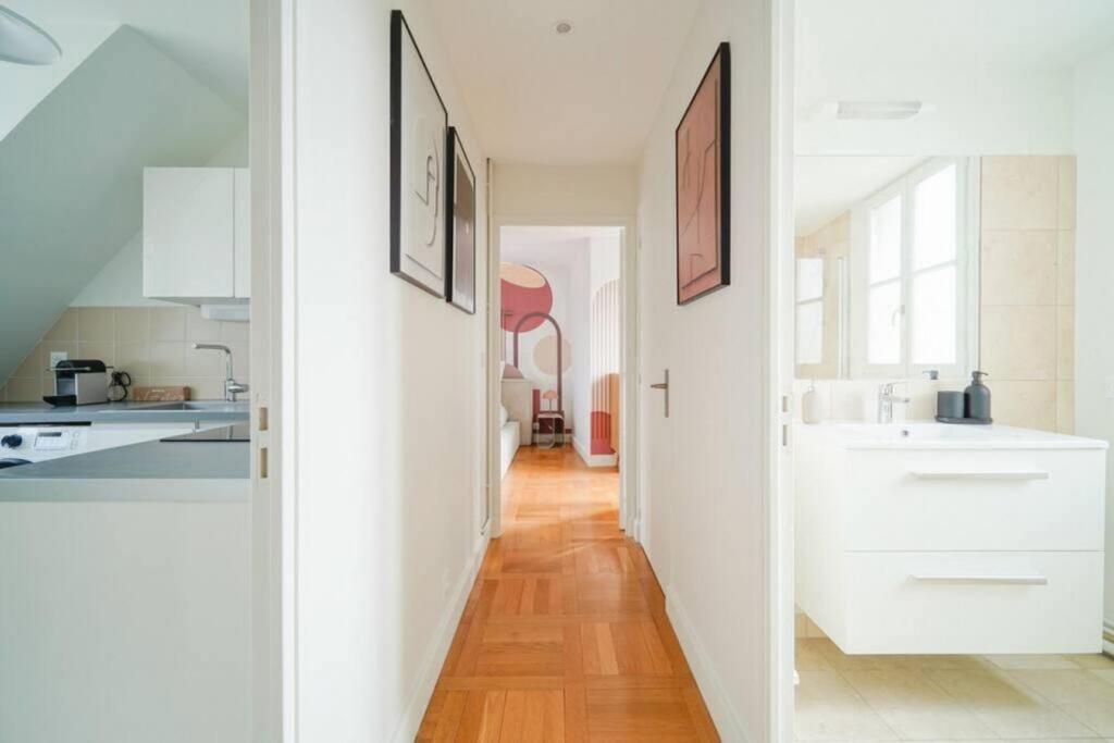 Haussmannien 16eme Arrondissement - Ii Apartment