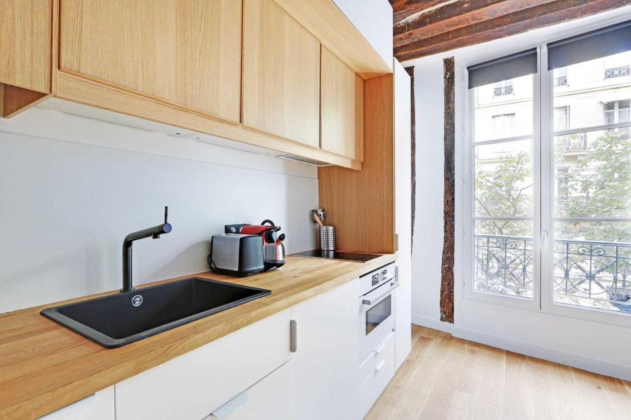 Studio 2p Renove Rue Des Archives Marais Clim 3 *
