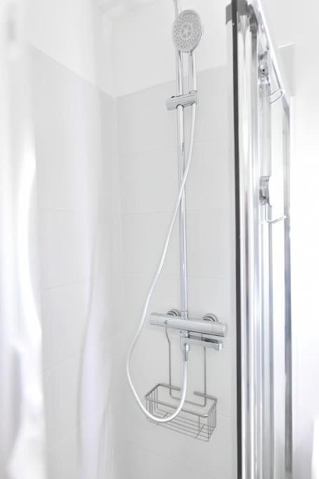 Le Refuge - Studio, Jardin Luxembourg, Montparnasse Apartment