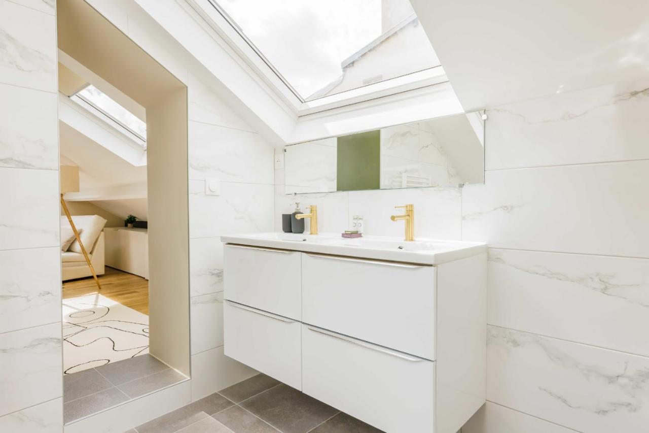 Charming Appart Duplex 7p2br Le Marais Paris