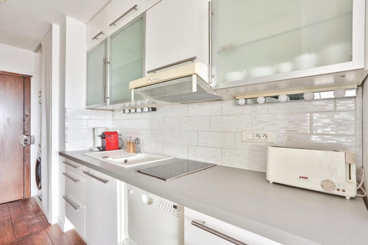 - Quartier Montmartre Free Netflix