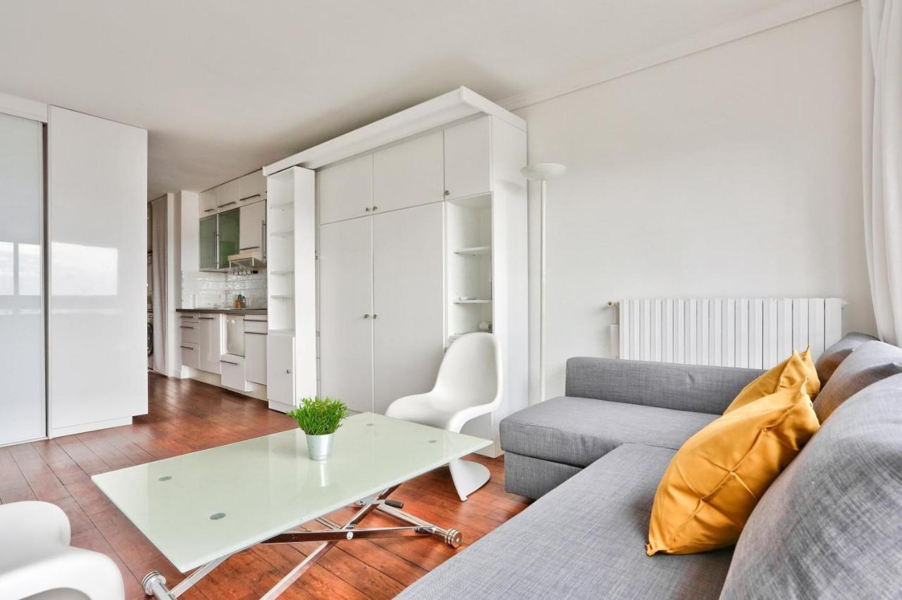 - Quartier Montmartre Free Netflix * Paris
