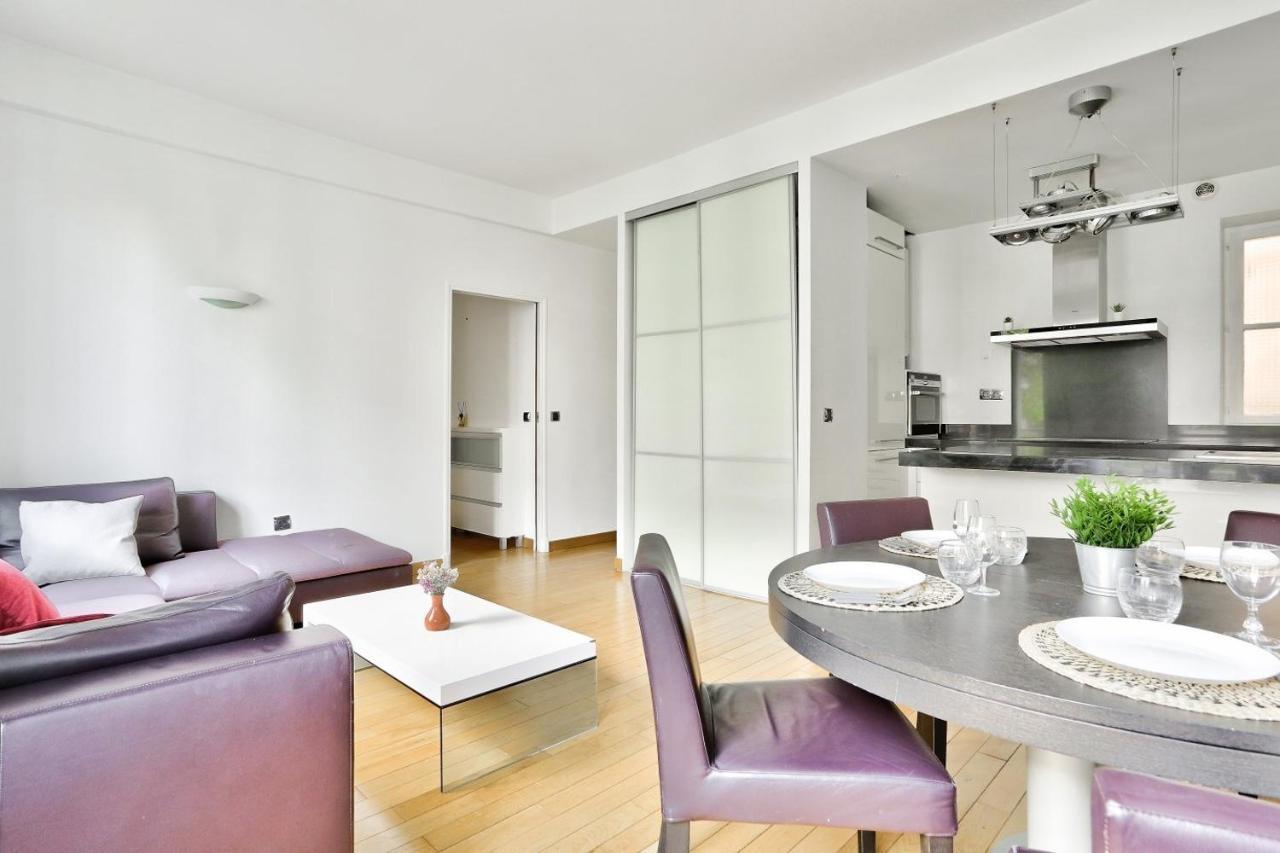 Quartier Champs-elysees 4 Free Netflix Apartment