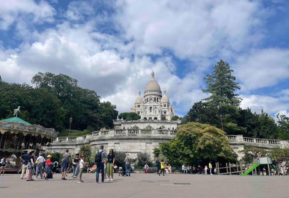 Superbe Montmartre, Rue Des Abbesses Apartment *