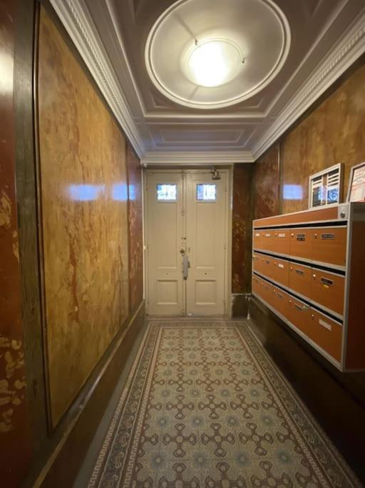 Apartment Charming Flat In Montmartre - Imhost *