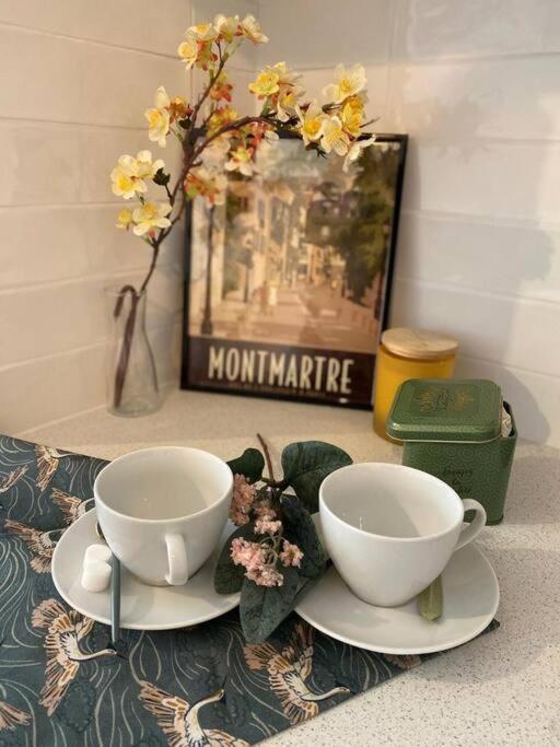 Charming Flat In Montmartre - Imhost * Paris