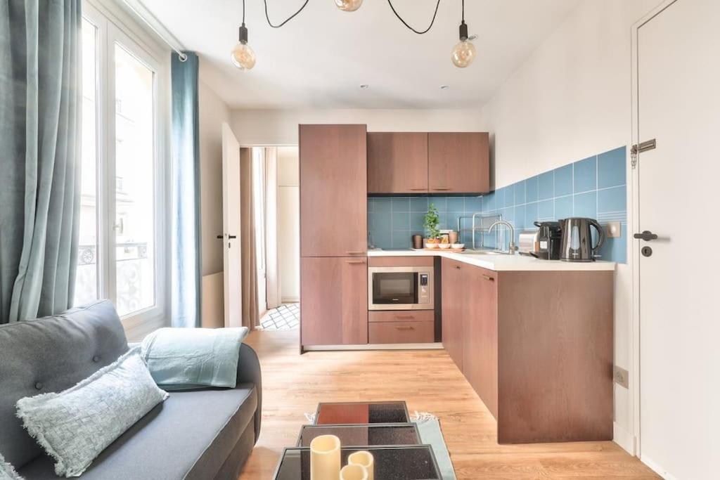 Cozy And Practical In The 10th Arrondissement Appartement