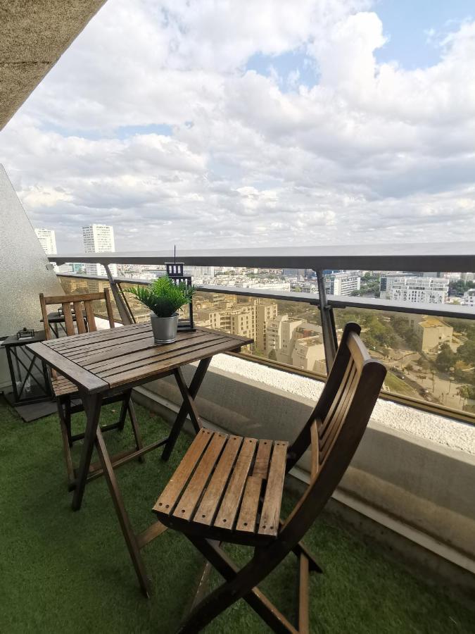 Above Eiffel Tower View Balcony Appartement *