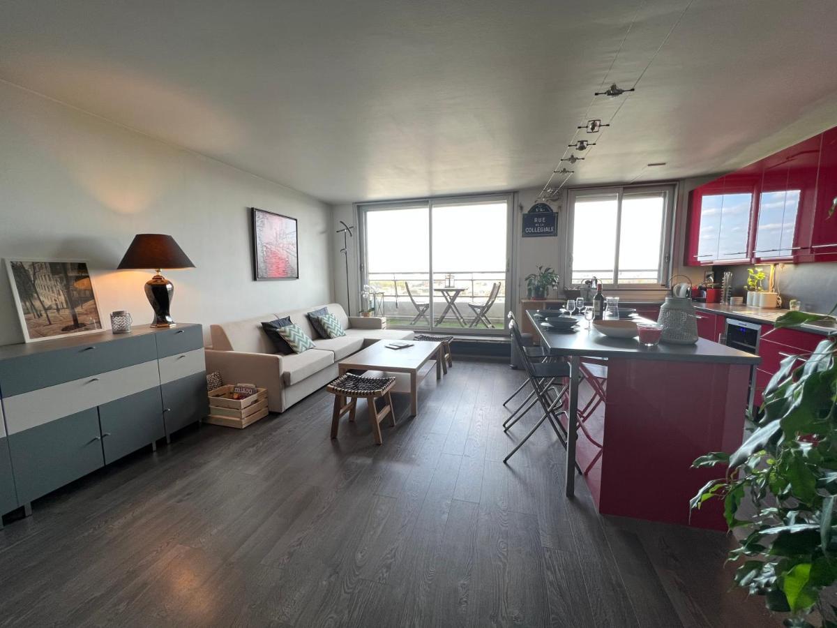 Above Eiffel Tower View Balcony Appartement *