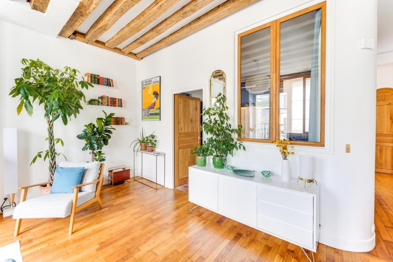 Les Halles, Center Of Apartment Paris