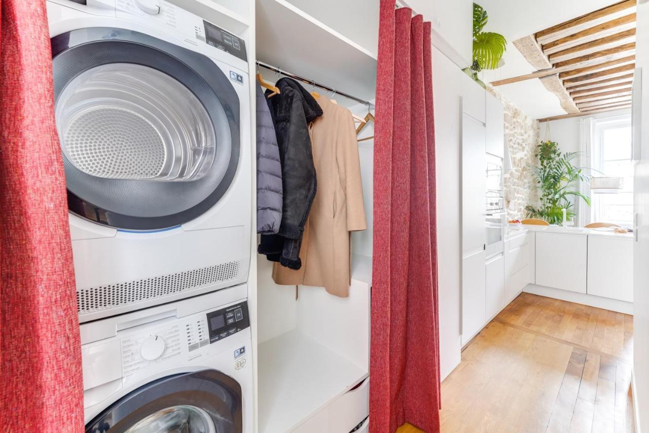 Les Halles, Center Of Apartment Paris