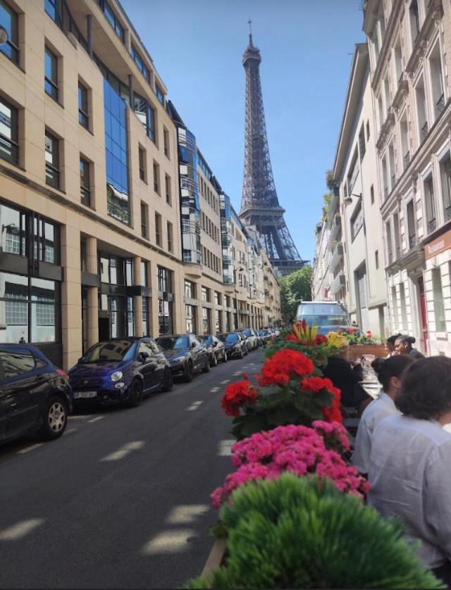 Appartement Sejour Au Pied De La Tour Eiffel