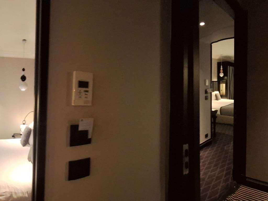 Hotel Mercure Arc De Triomphe Wagram