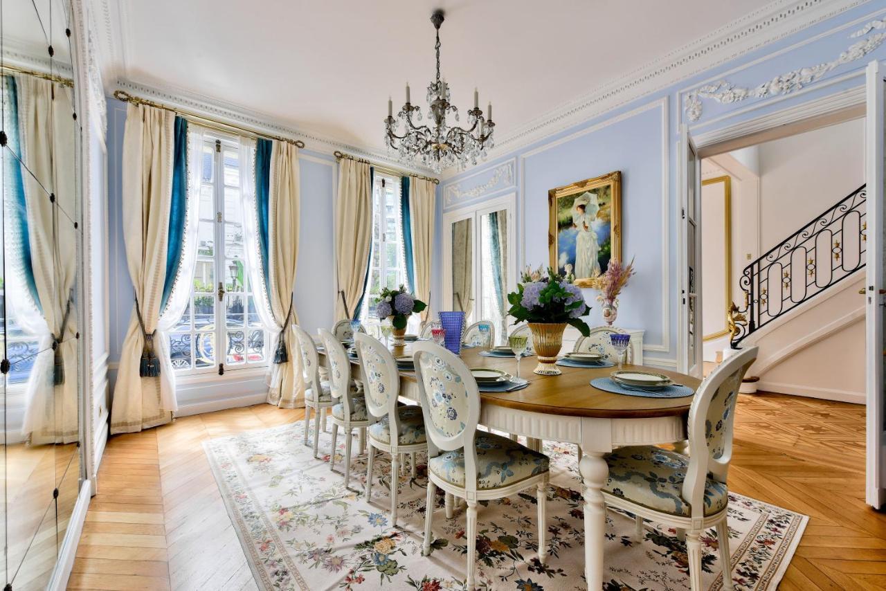 Villa Luxury House In