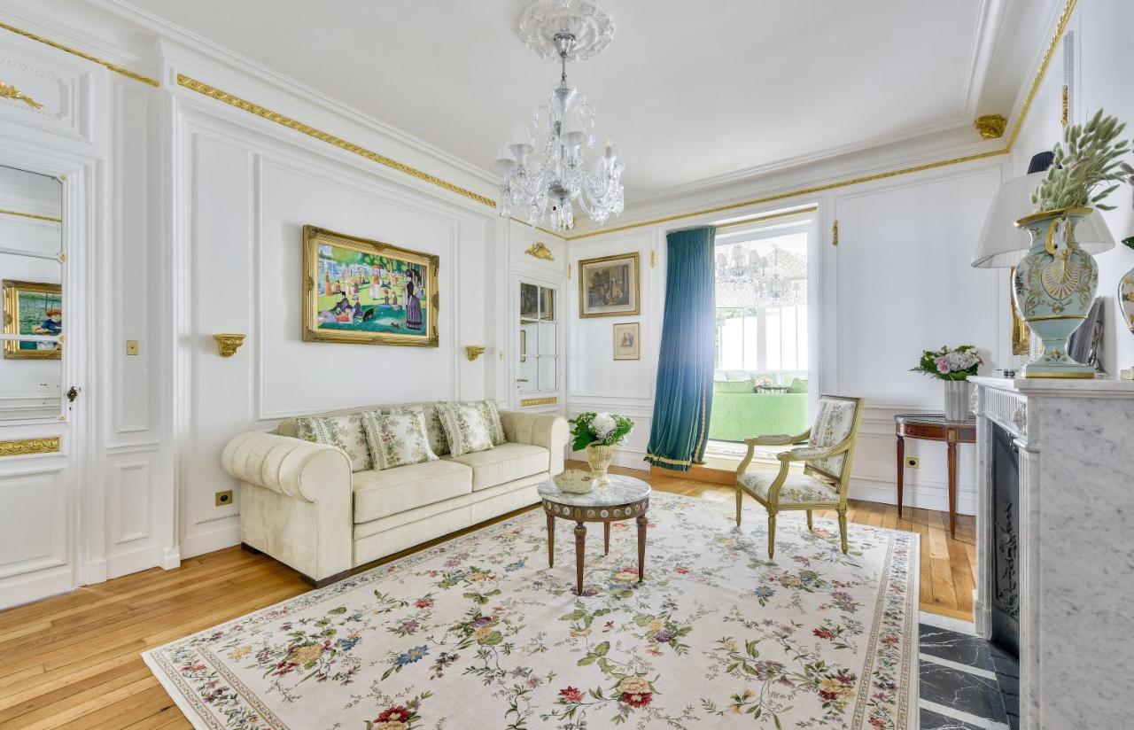 Villa Luxury House In