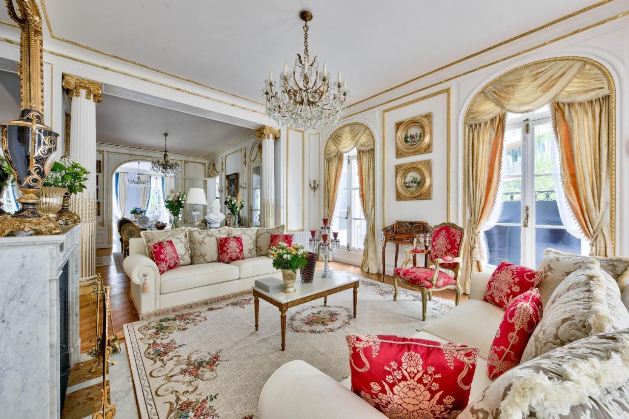 Villa Luxury House In Paris