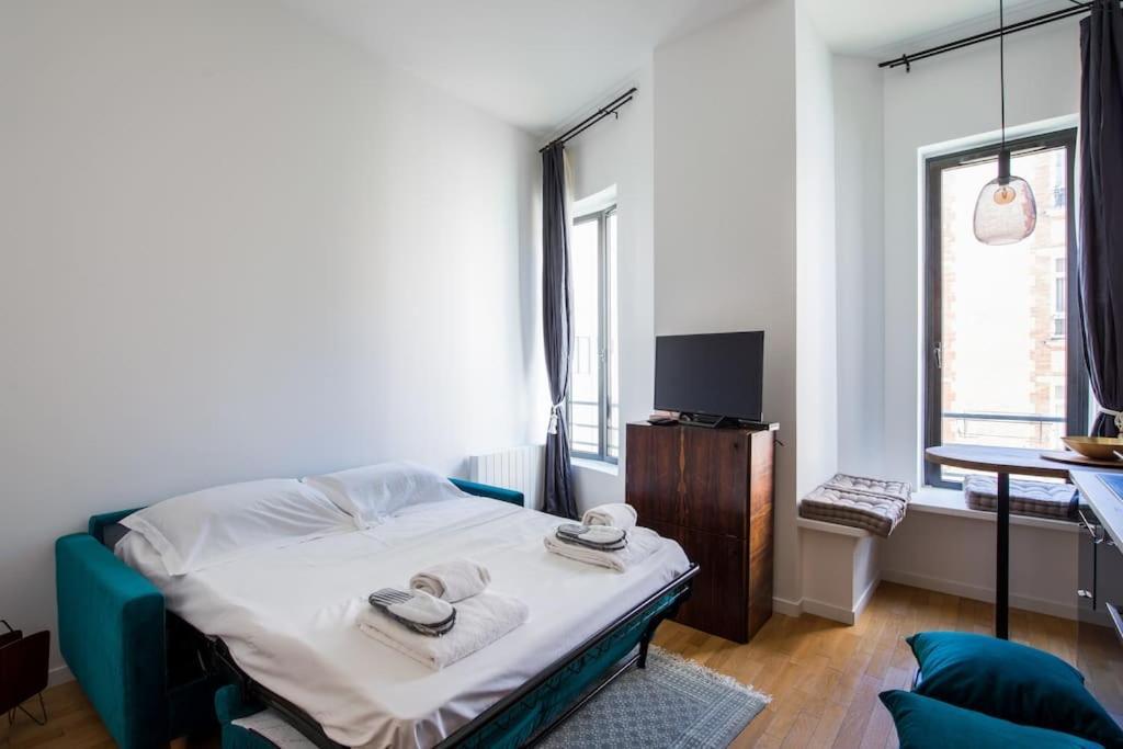 Apartment Superb In The Heart Of Paris
