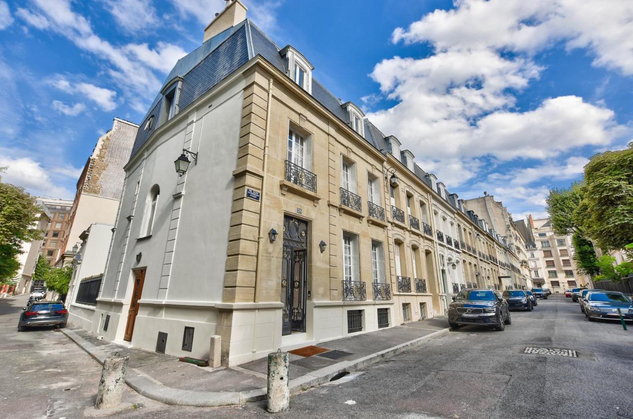 Luxury House In *