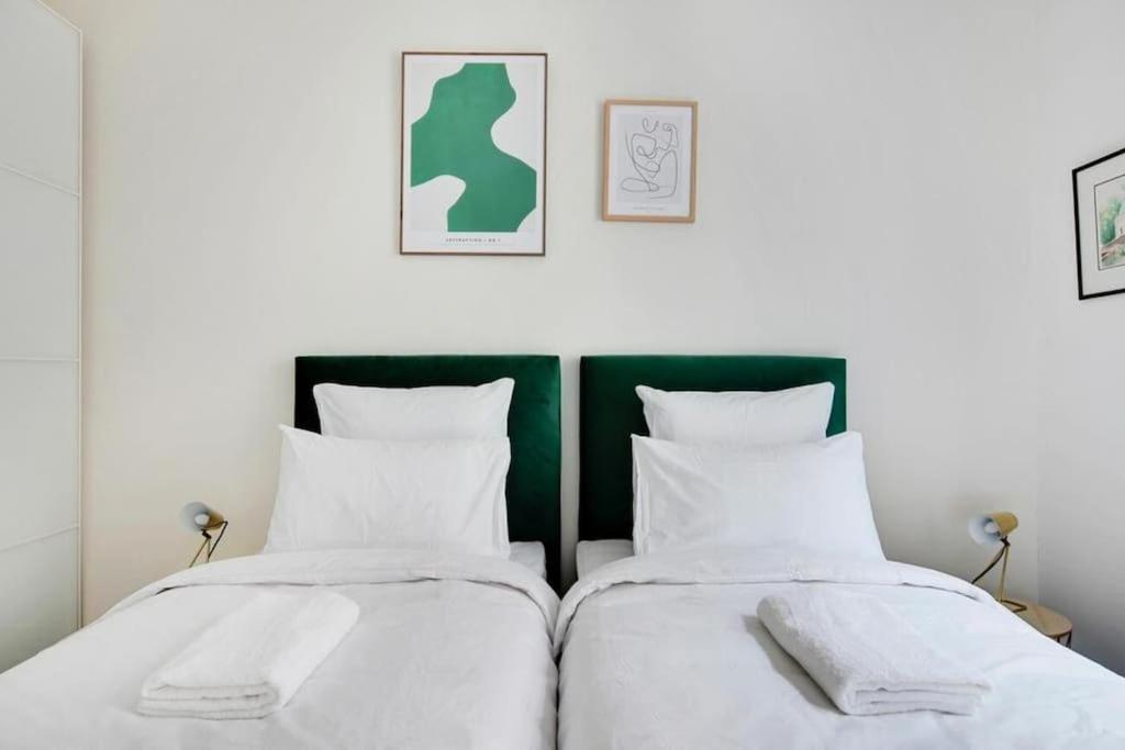 Elegant Parisian Flat - Monceau Paris