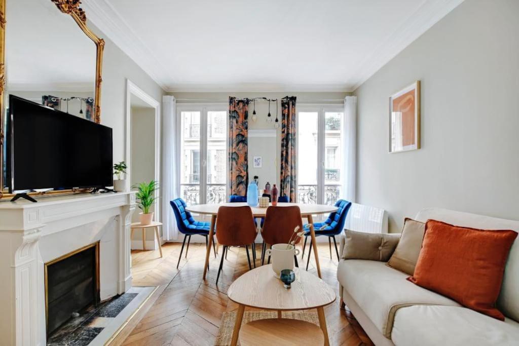 Appartement Elegant Parisian Flat - Monceau *