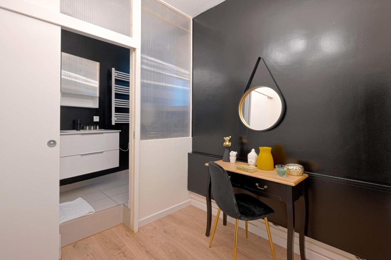 Modern Studio For 3 Apartment *