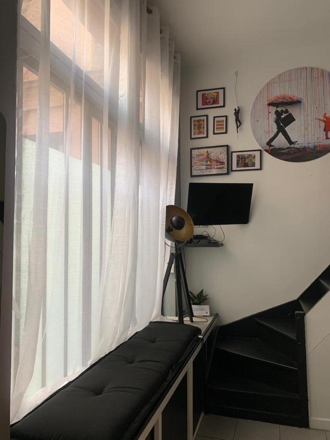 Appartement Spacious Bright Split Level Flat In The Fashionable Marais Paris