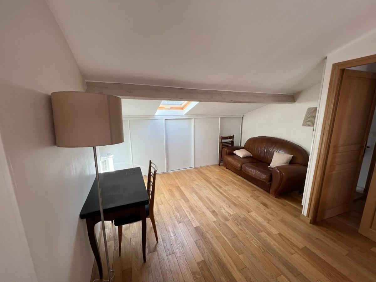 Apartment Duplex In Montmartre 4-5 Personnes