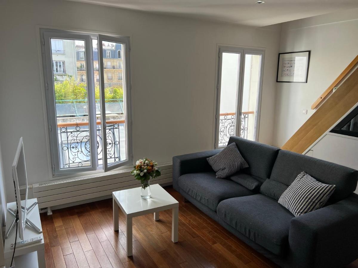 Duplex In Montmartre 4-5 Personnes * Paris