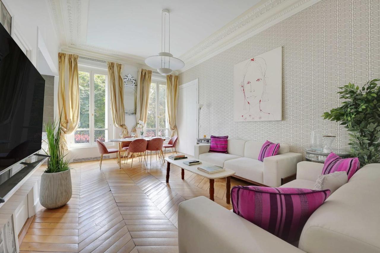 - 2br 4p - Champs-elysees *