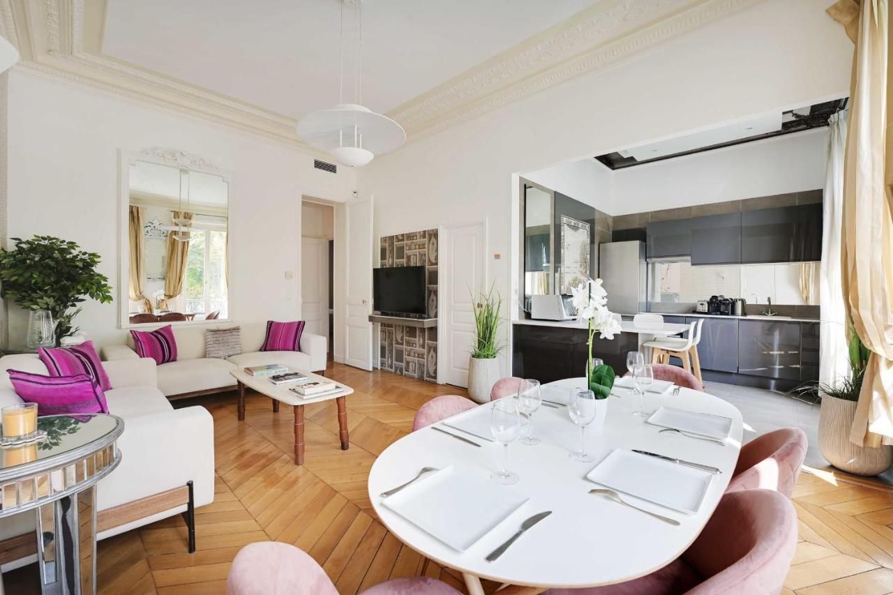 - 2br 4p - Champs-elysees Apartment Paris