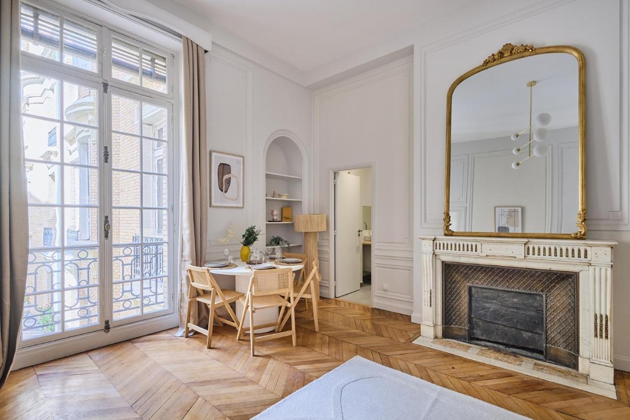 Appartement Place Vendome By Studio Prestige