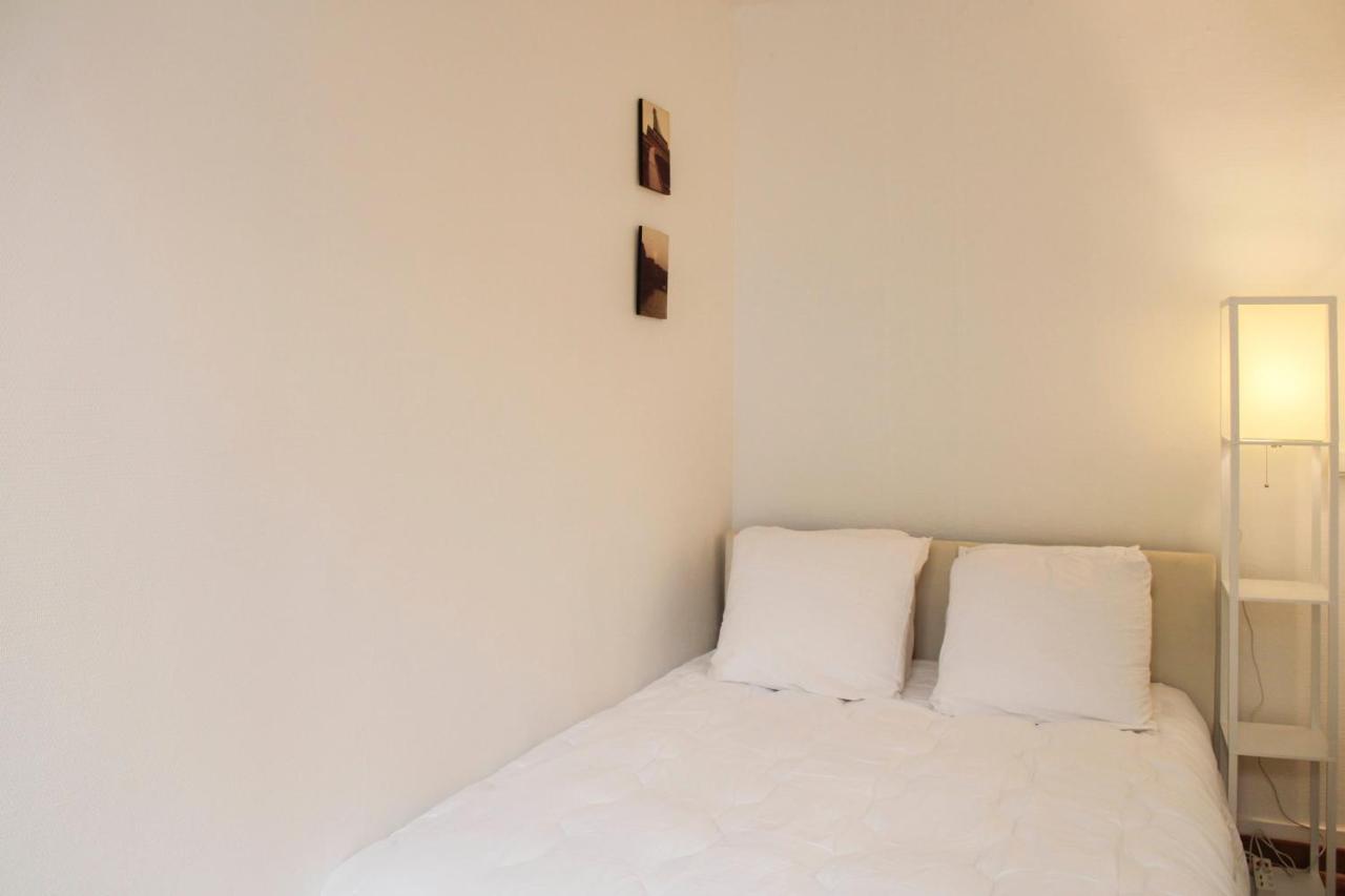 Pretty Nest Close To Pere-lachaise *