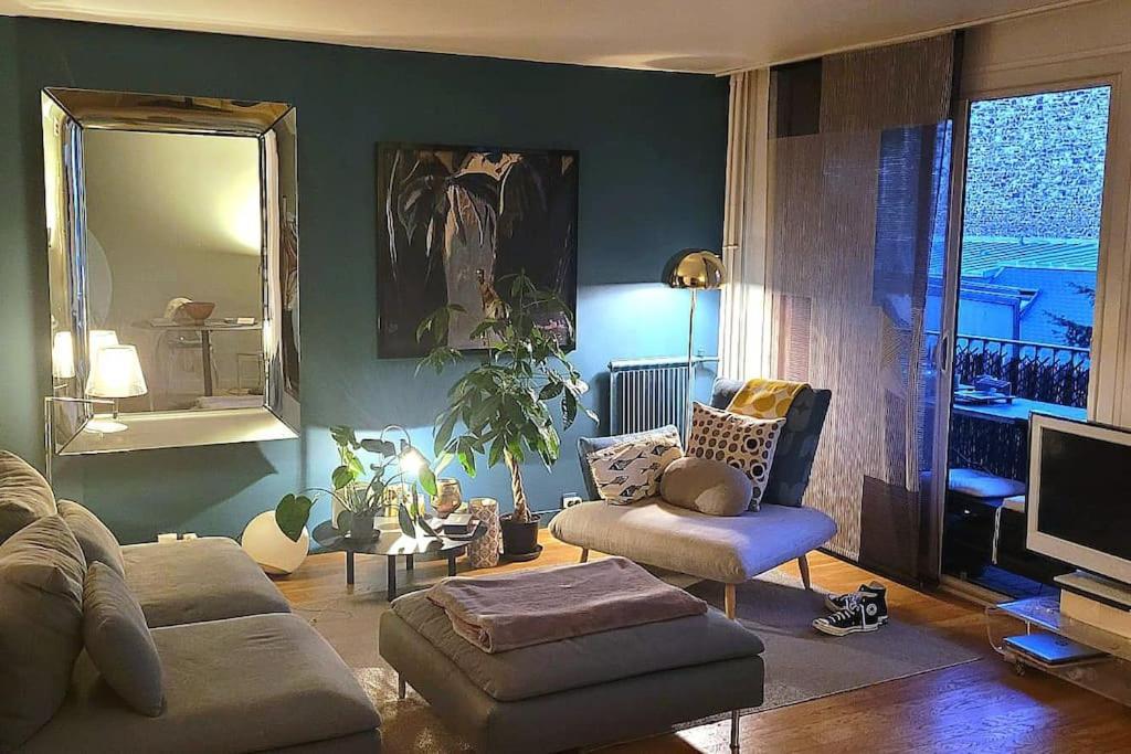 Apartment Lovely Artist Paris