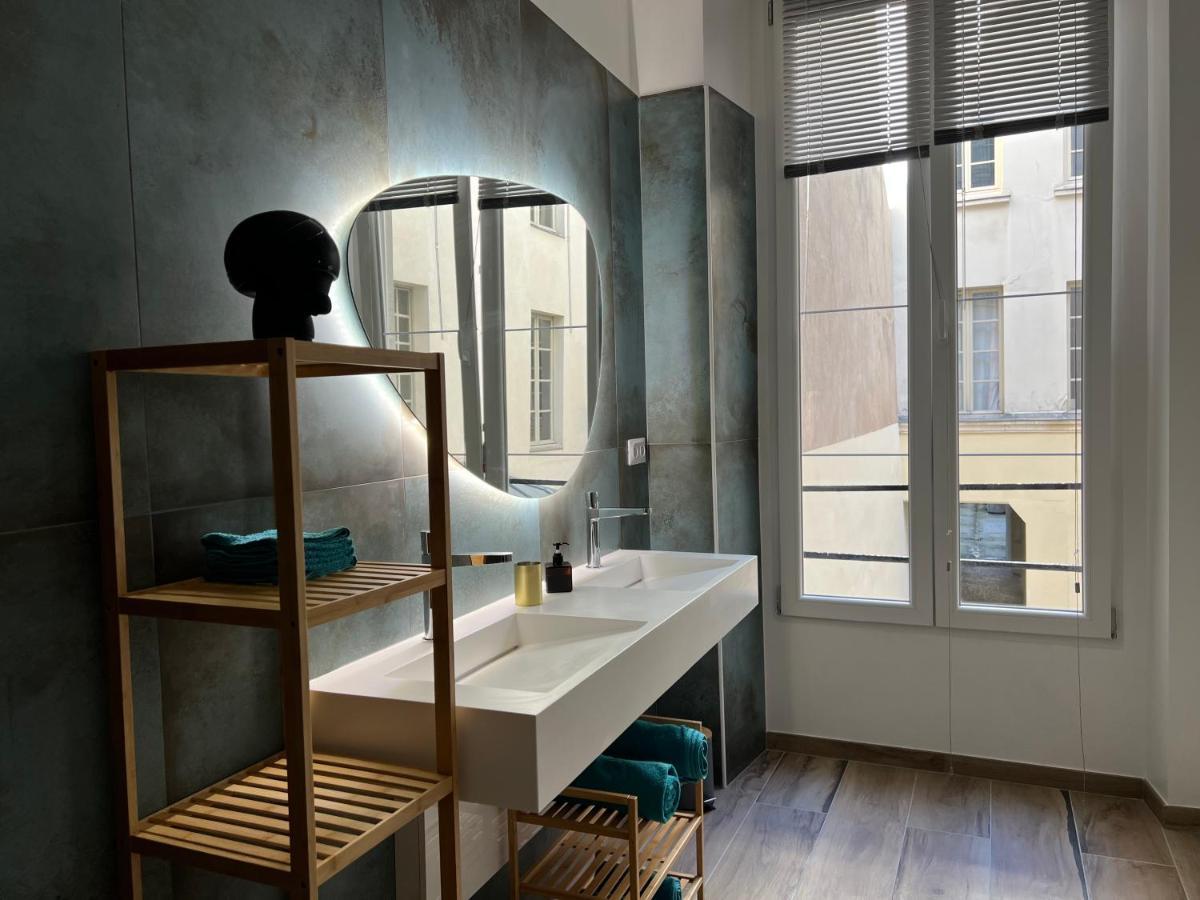 Marais 2 2 Salles De Bain - Jacuzzi ! *