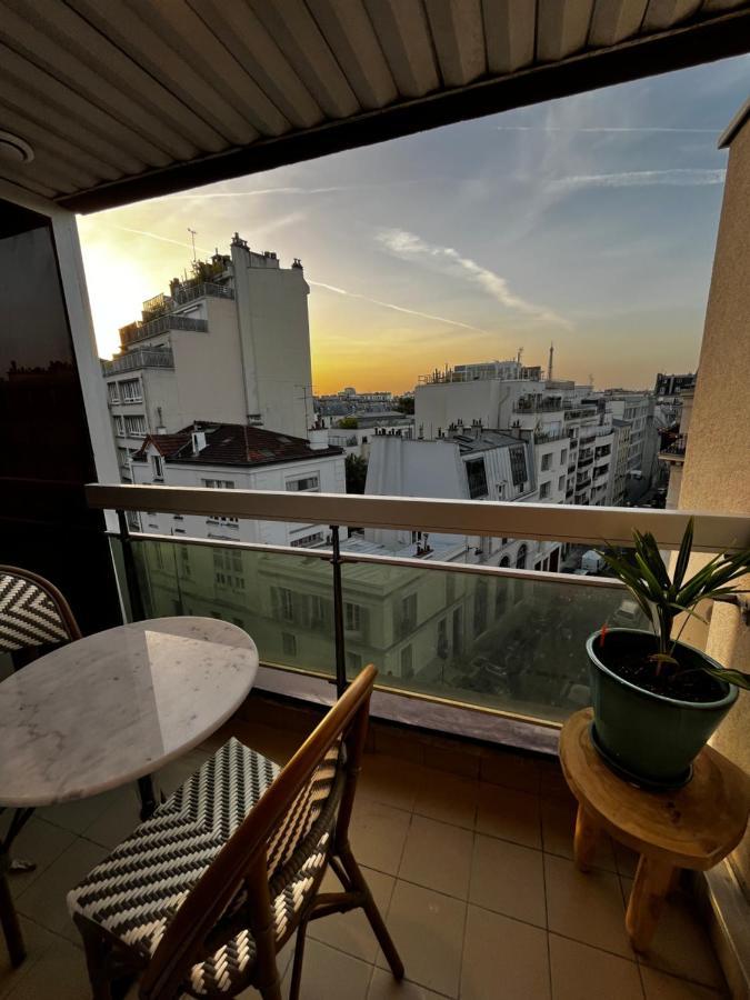 Tour Eiffel-montparnasse Joli Studio Appartement Paris