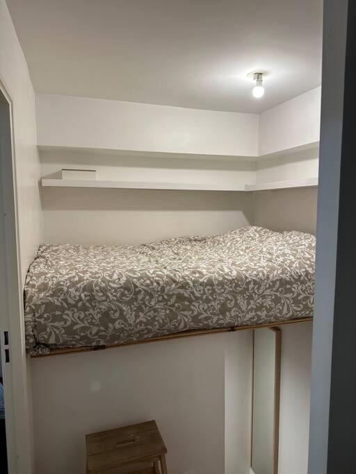 Appartement Joli Studio- Quartier Montmartre *