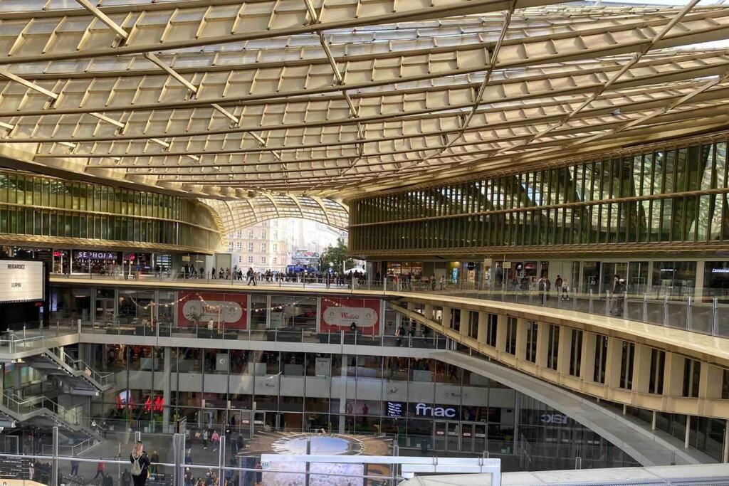 Tres Lumineux * Paris