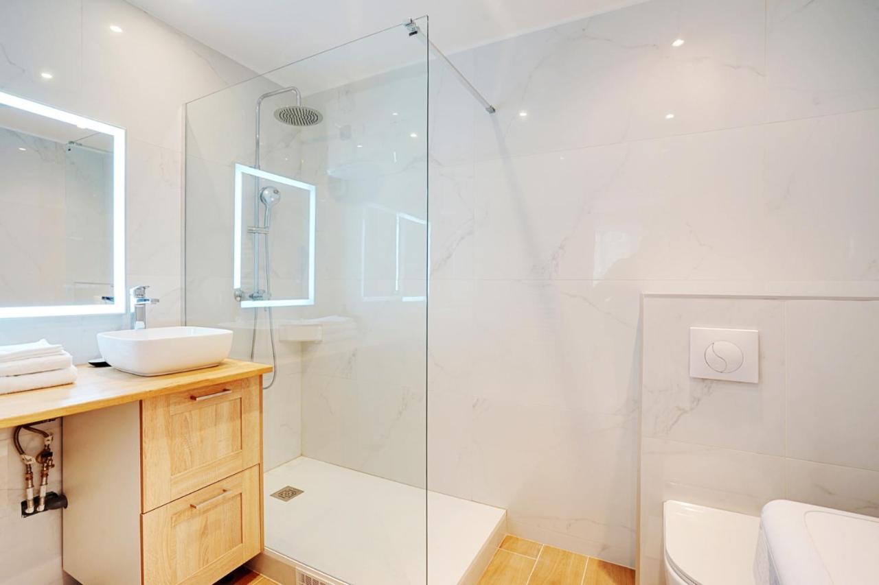 Champs Elysees - Arc De Triomphe Apartment *