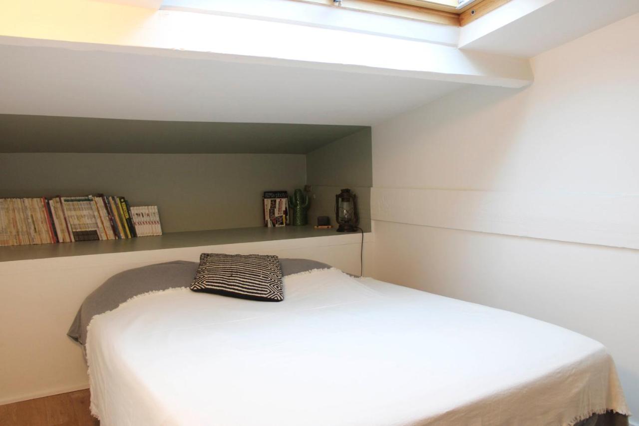 Atypical Cocoon At The Foot Of Montmartre Apartment *