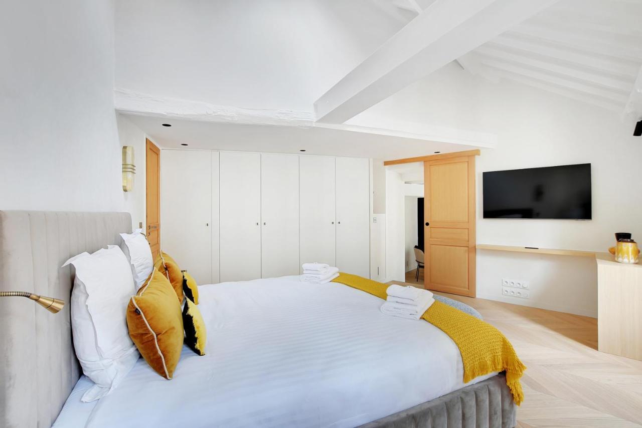 Pick A Flat's In Saint-germain-des-pres - Rue De Seine *