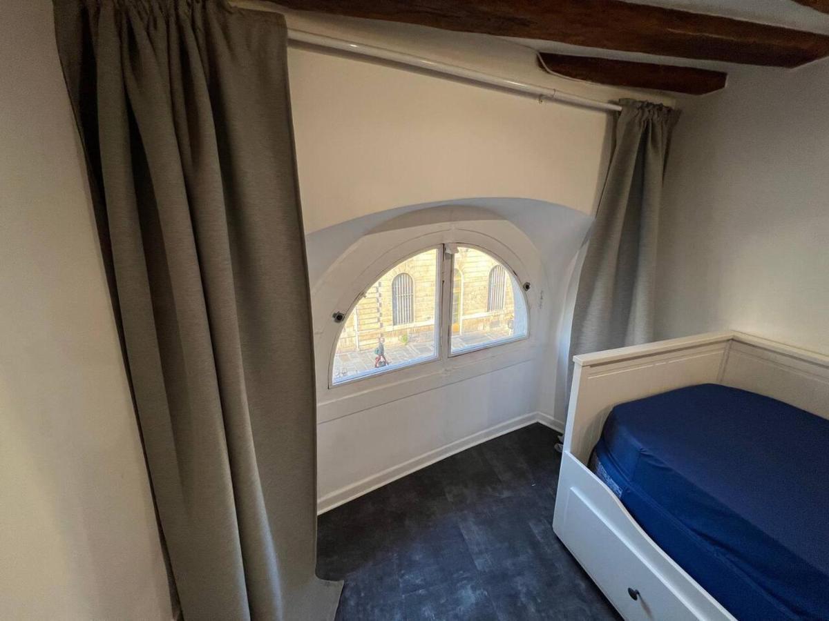 Apartment Cosy Arc De Triomphe Champs Elysees Bail Mobilite