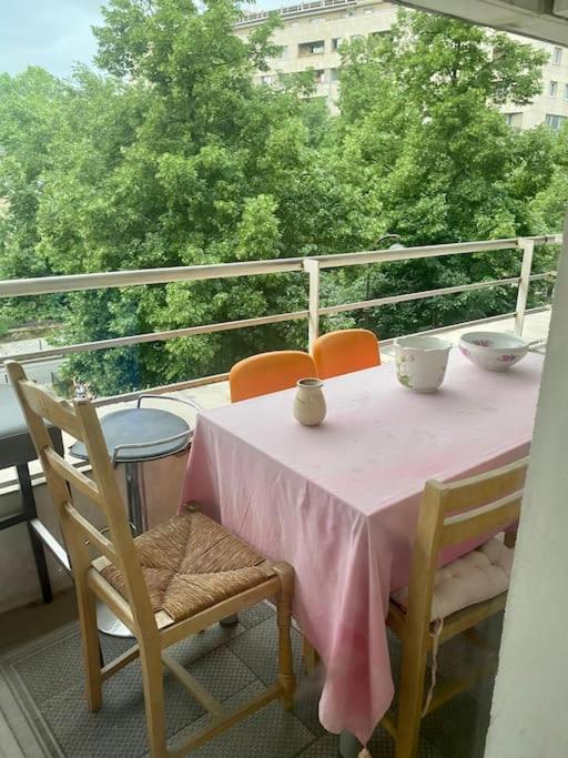 Beau A Balcon Vue Tour Eiffel & Parking Appartement *