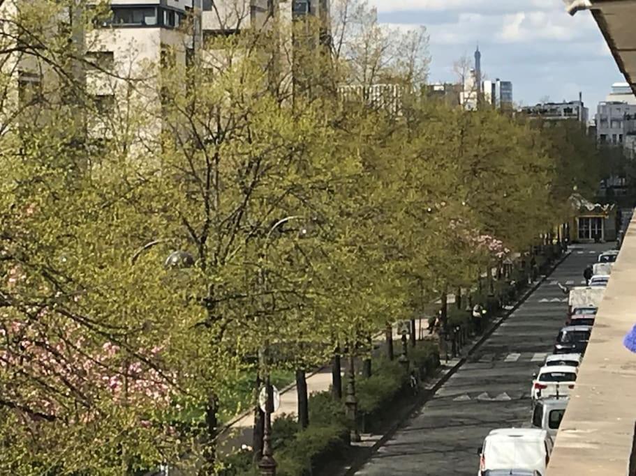 Beau A Balcon Vue Tour Eiffel & Parking Appartement