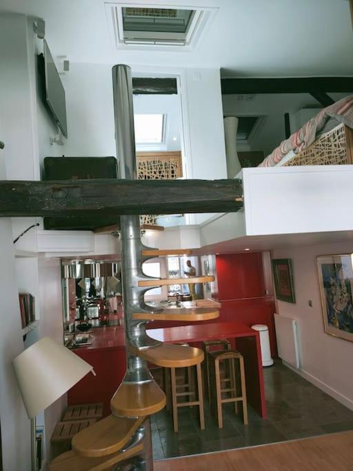 Apartment Centre Grand Duplex Avec Belle Terrasse *