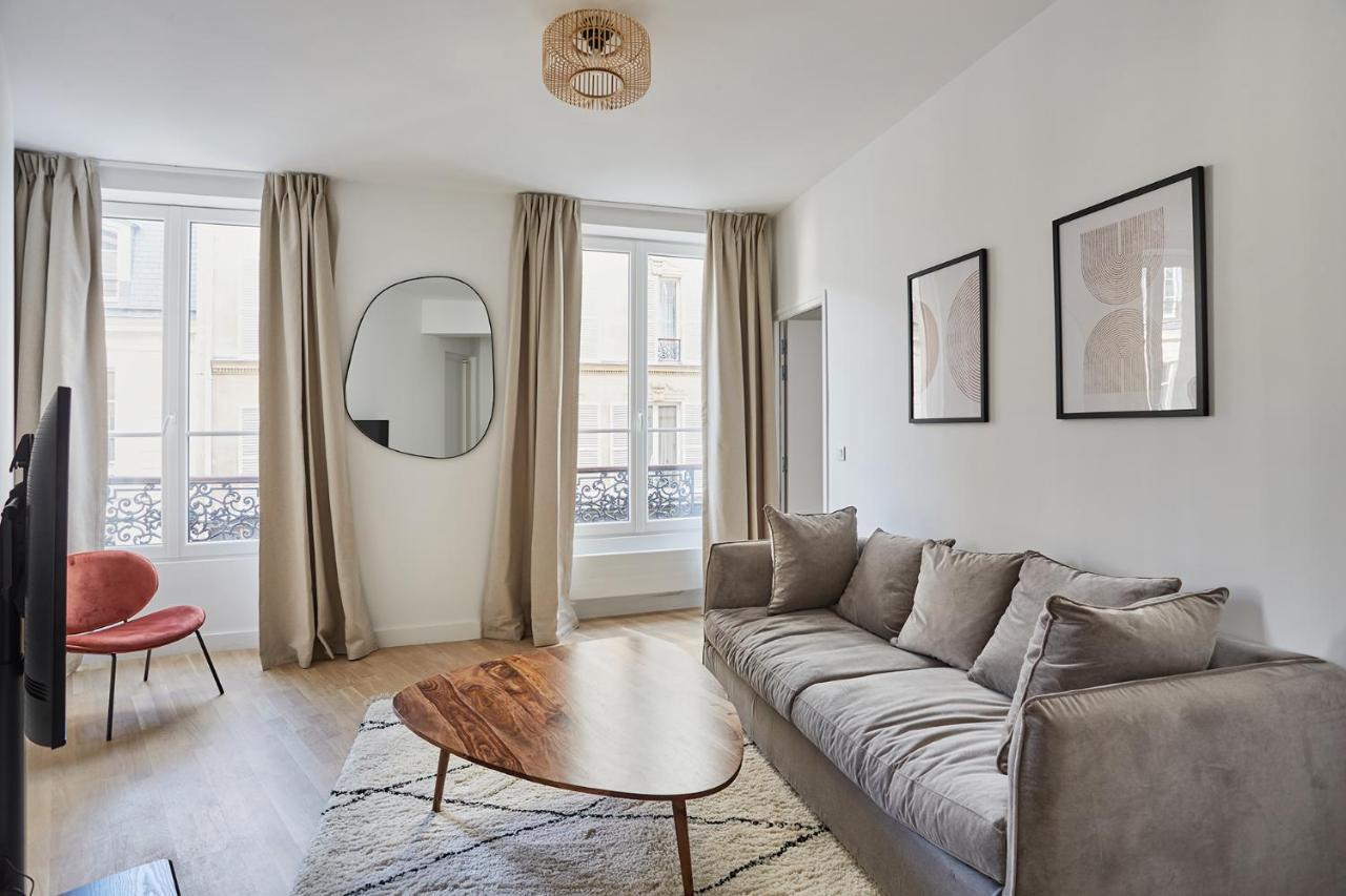 Center Of By Prestige Paris