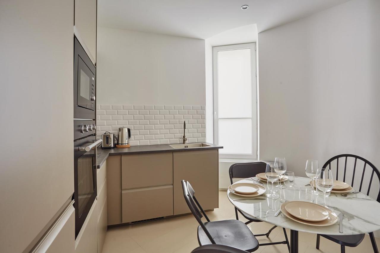 Center Of By Prestige Paris