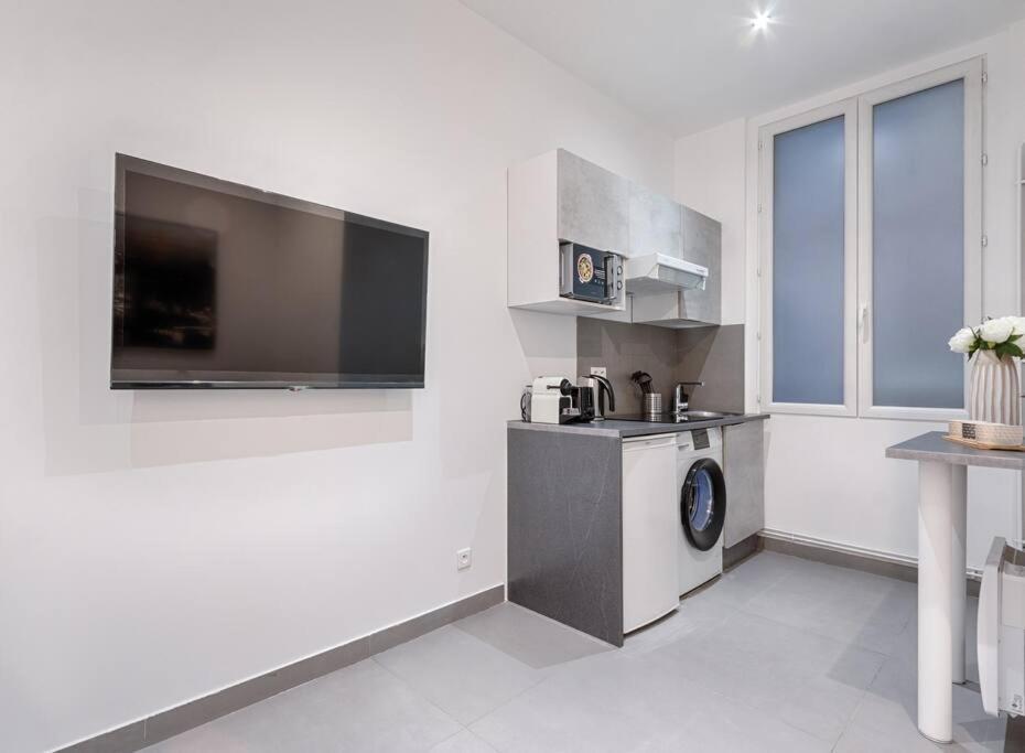 Apartment Batignolles Lemercier Cosy 4p-1br